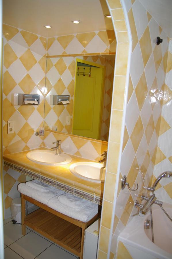 Residence Le Saint Victor Fontvieille Dış mekan fotoğraf